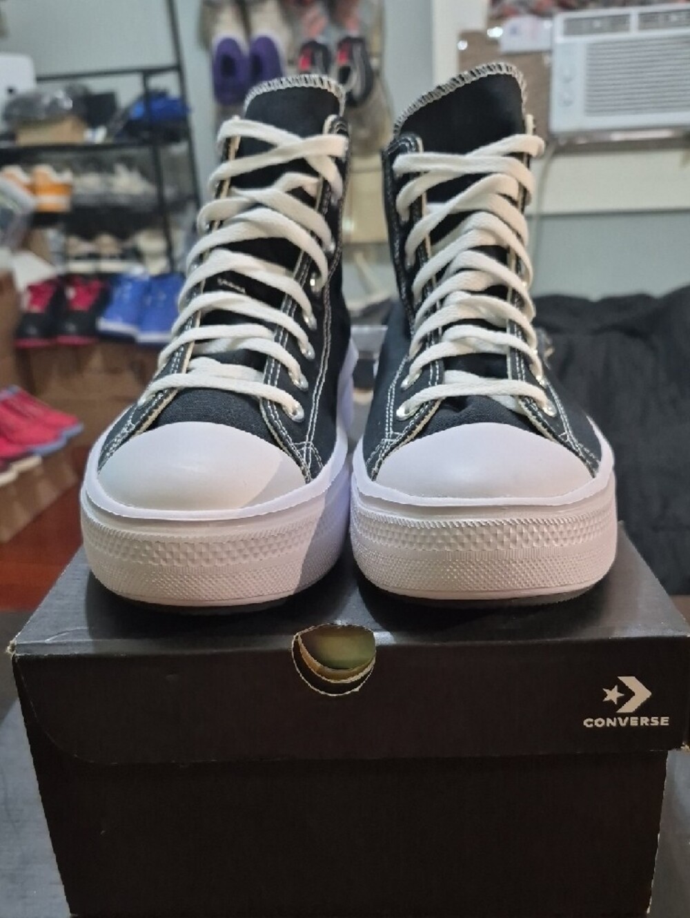 Converse Women's Chuck Taylor High Top Platform Sneaker (2020) W11 NEW W/BOX - Picture 4 of 11